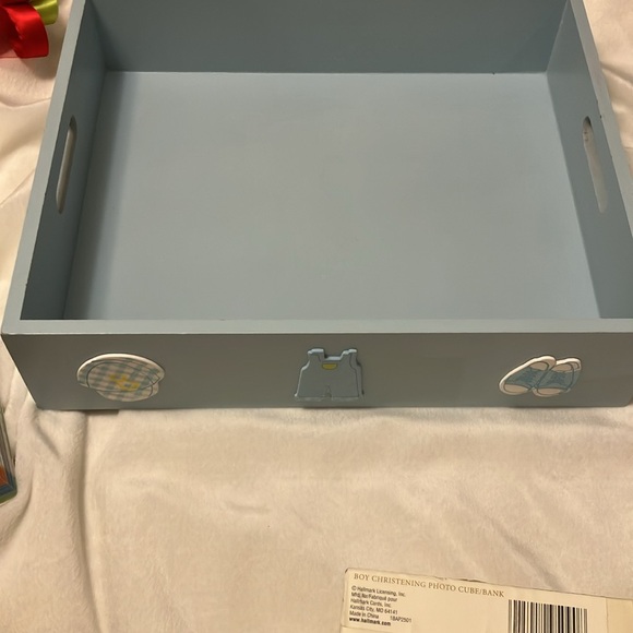 Boy Baptism cross and piggy bank Bundle in a blue tray - Picture 9 of 9